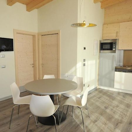 Bungalows Chalets Lago Di Molveno Habitación foto